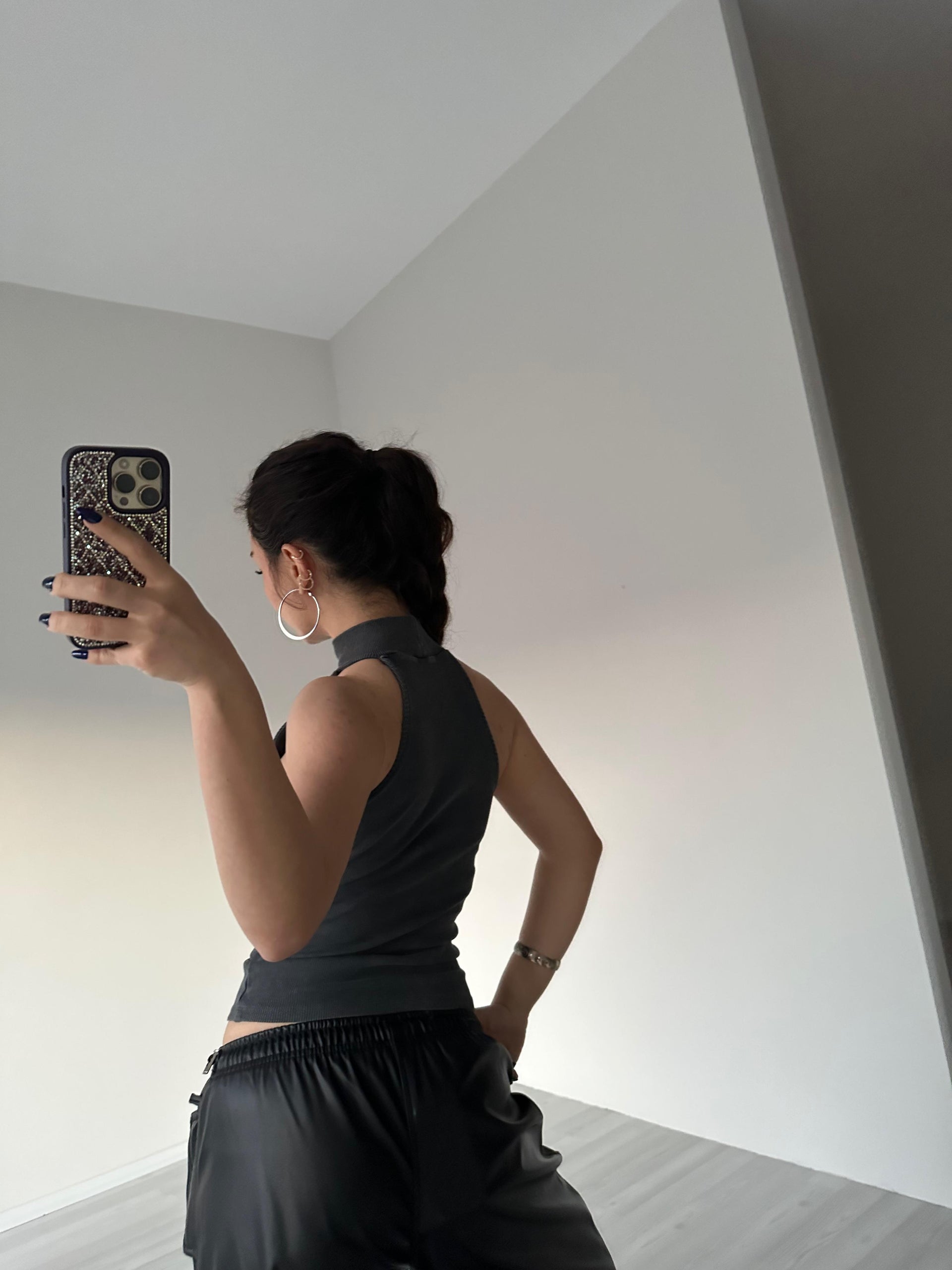 Orjinal Marka Asit Yıkama Boğazlı Body