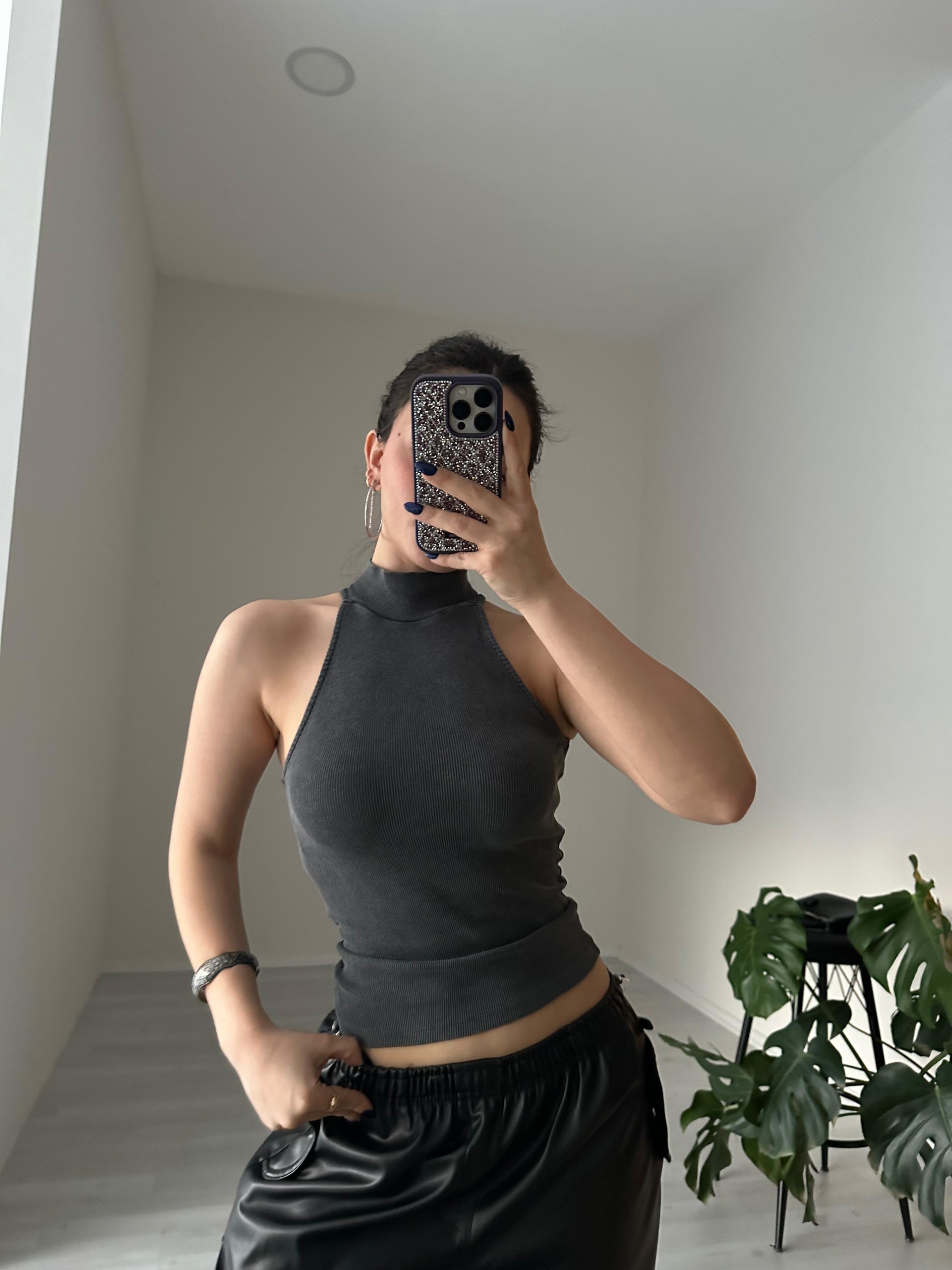 Orjinal Marka Asit Yıkama Boğazlı Body