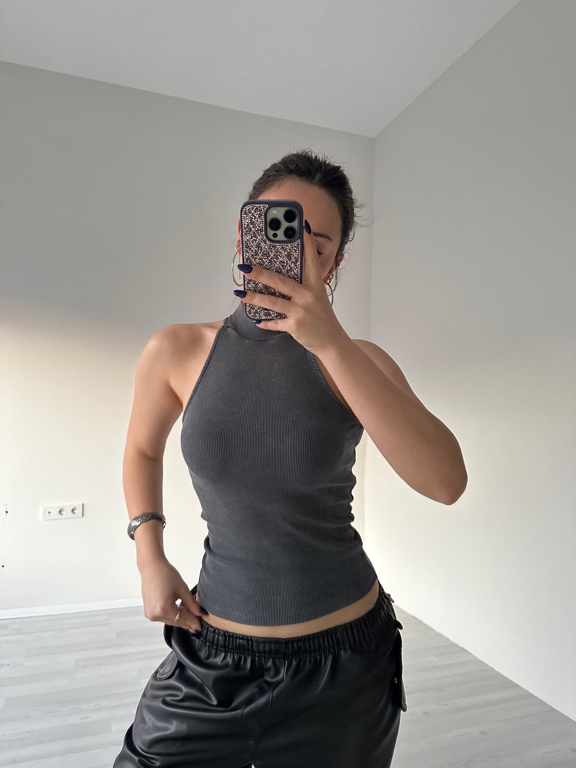Orjinal Marka Asit Yıkama Boğazlı Body