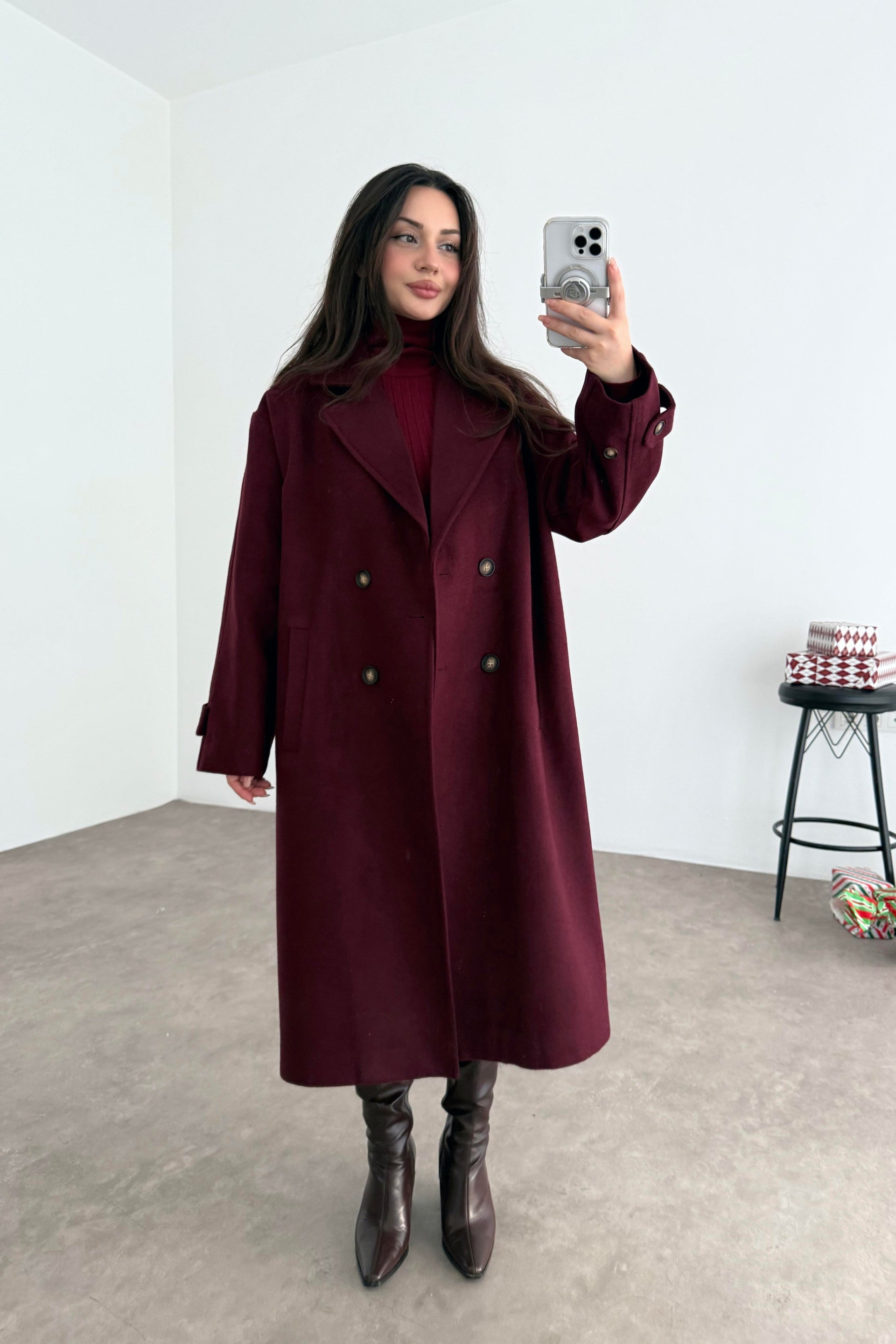 Oversize Kesim Düğmeli Kruvaze Bordo Kaban