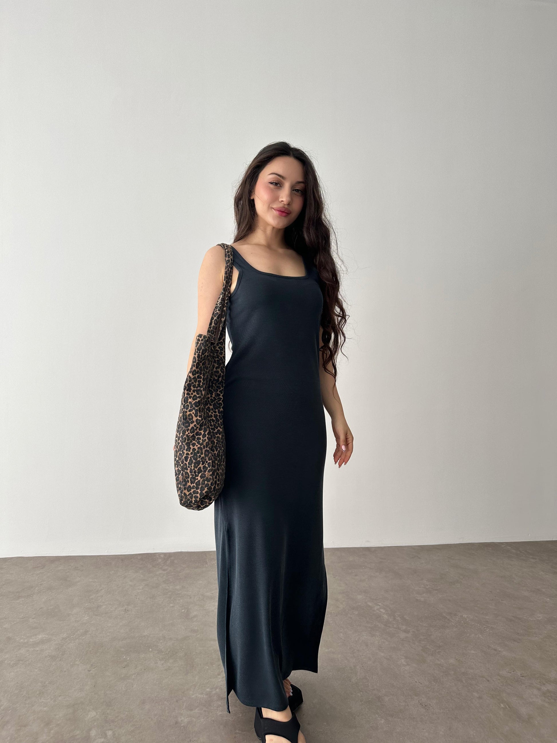 OYSH. Basic Antrasit Elbise