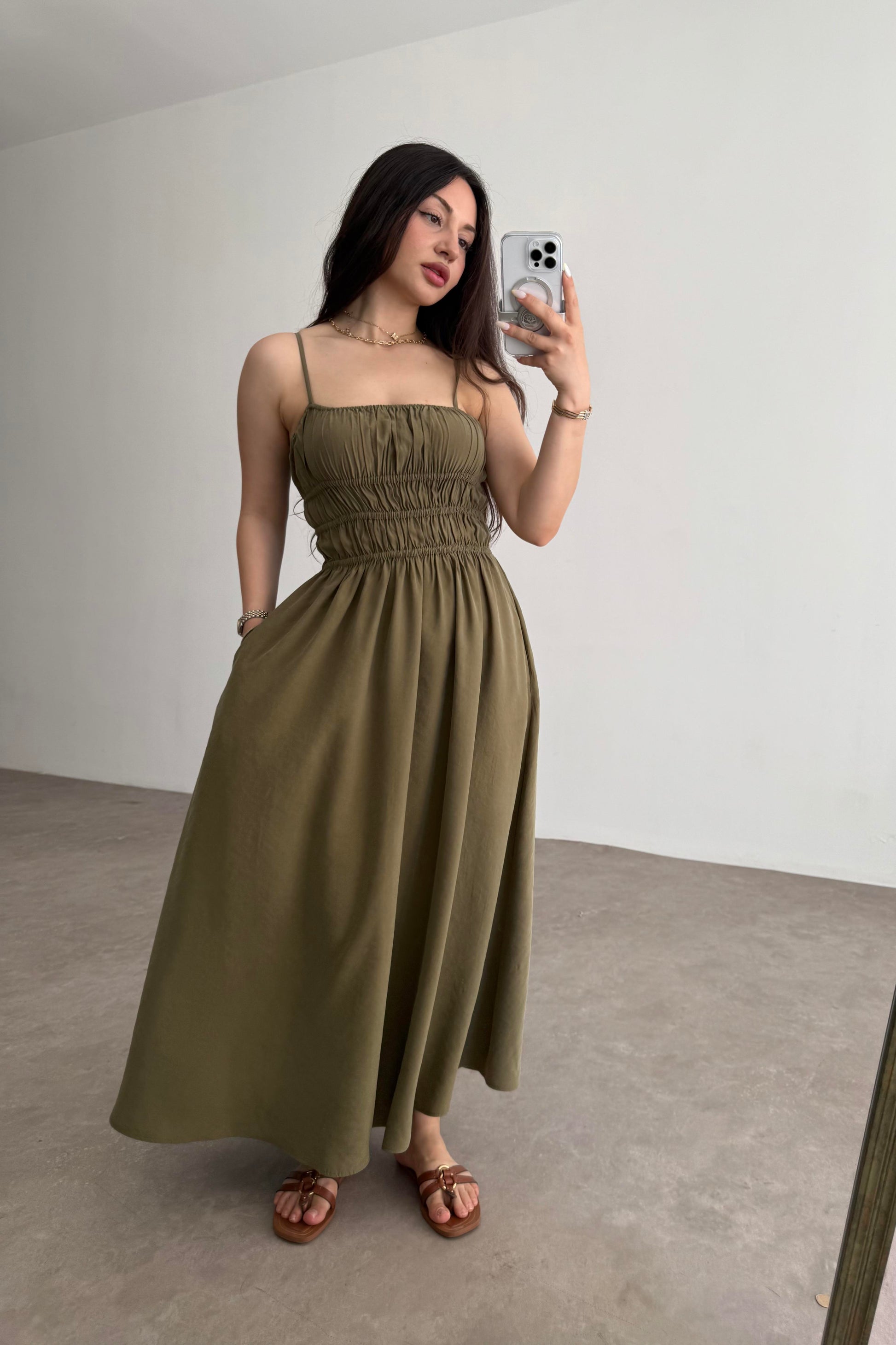 Premium Askılı Beli Lastikli Midi Elbise Haki