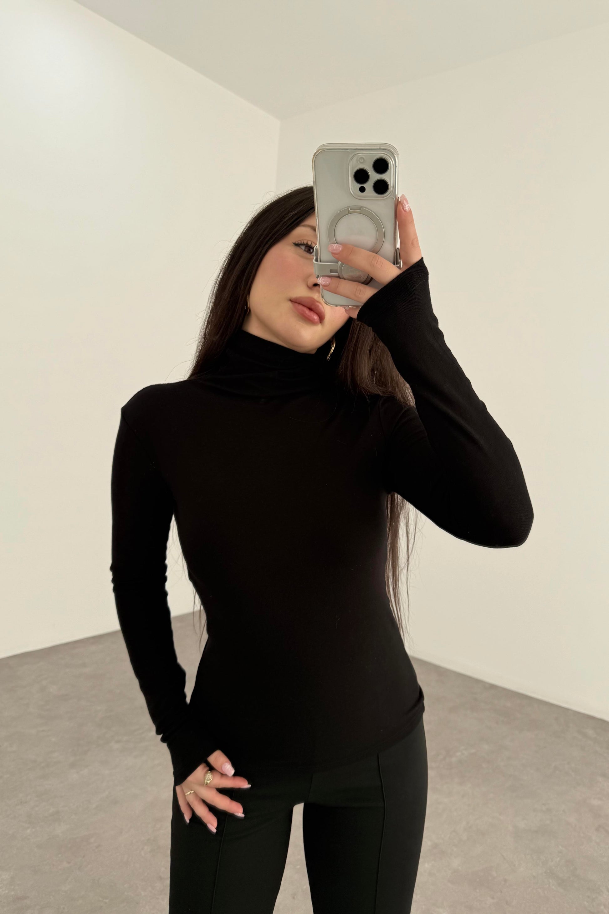 Premium Balıkçı Yaka Kaşmir Dokulu Siyah Body