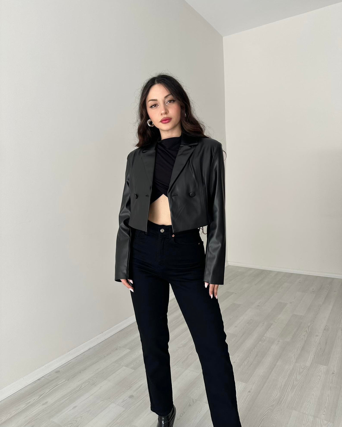 Premium Deri Kısa Blazer Ceket