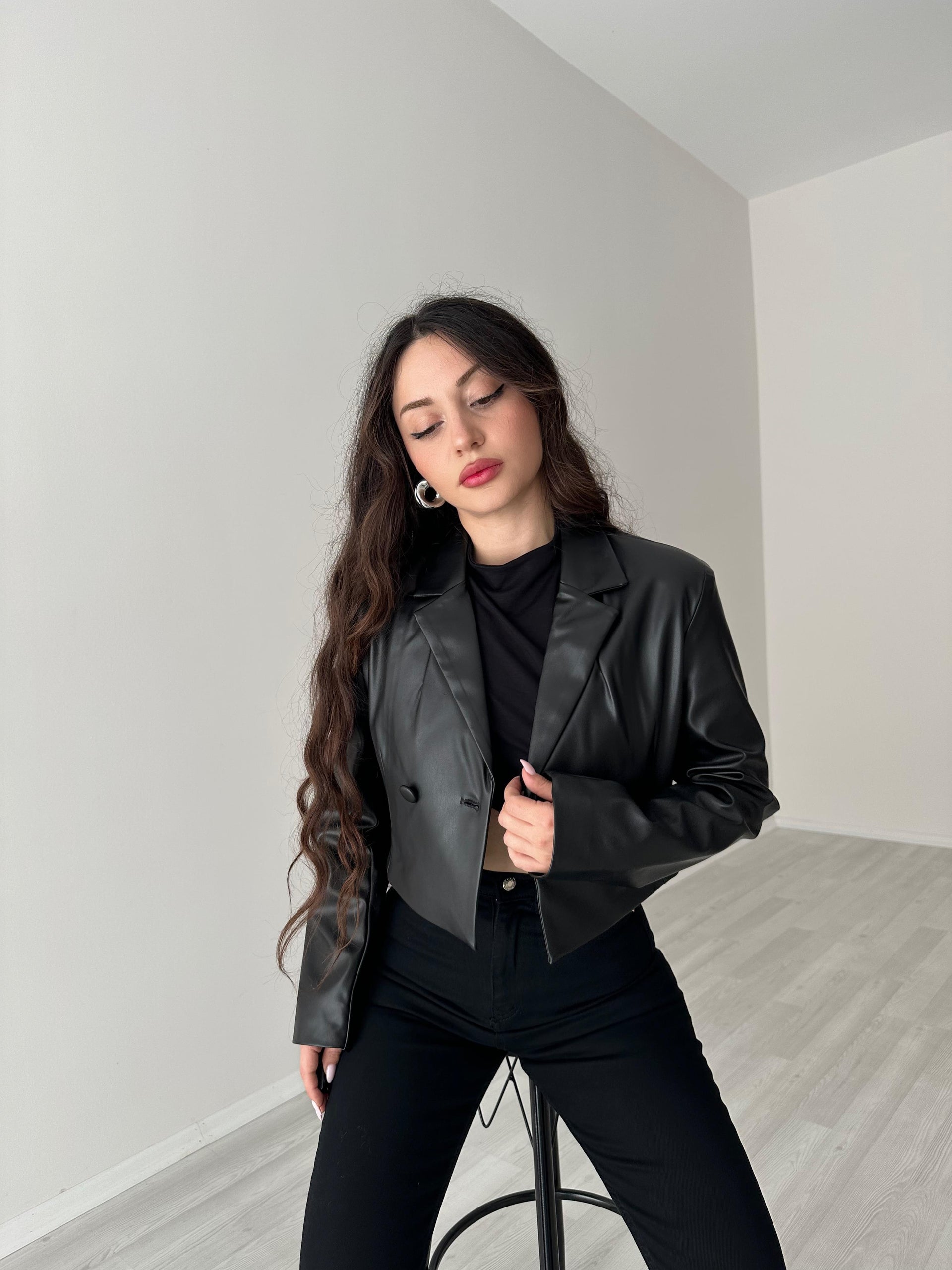 Premium Deri Kısa Blazer Ceket