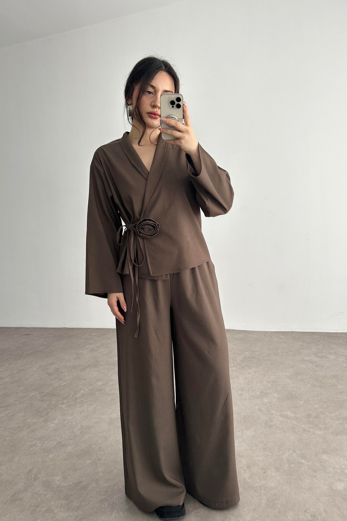 Premium Gül Detaylı Kimono Takım Kahve