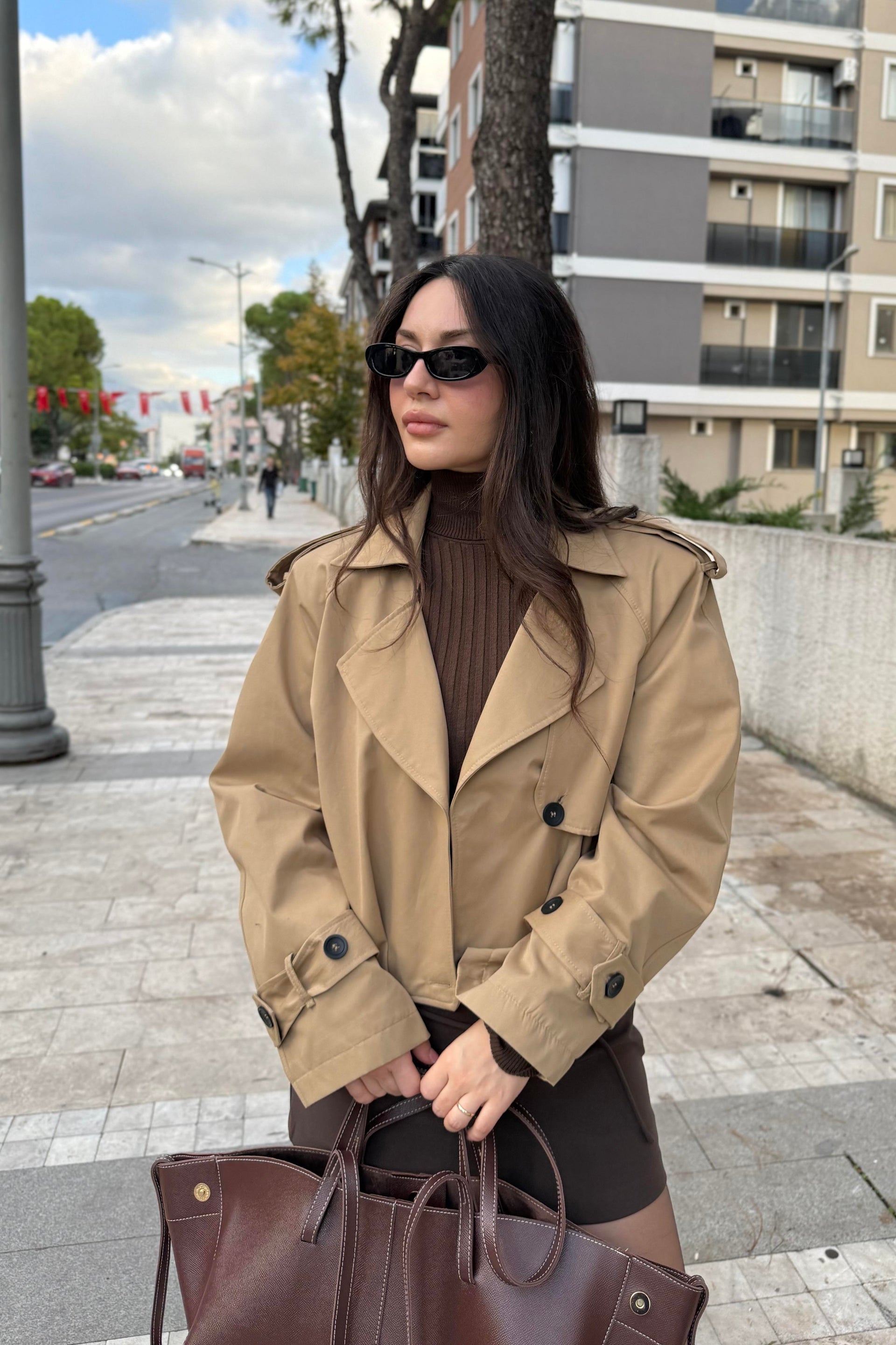 Premium Kalite Vatkalı Camel Trenç Ceket