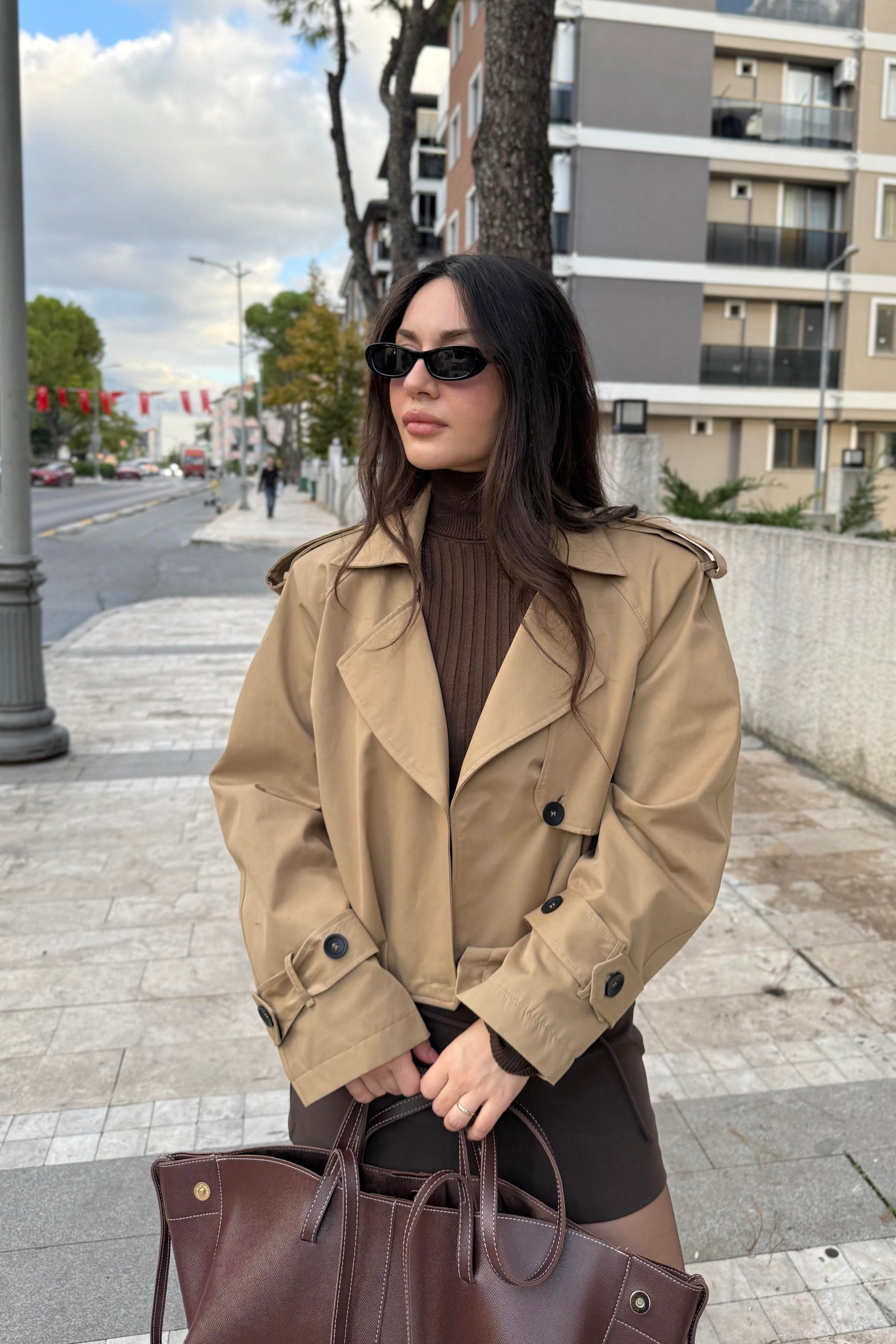 Premium Kalite Vatkalı Camel Trenç Ceket