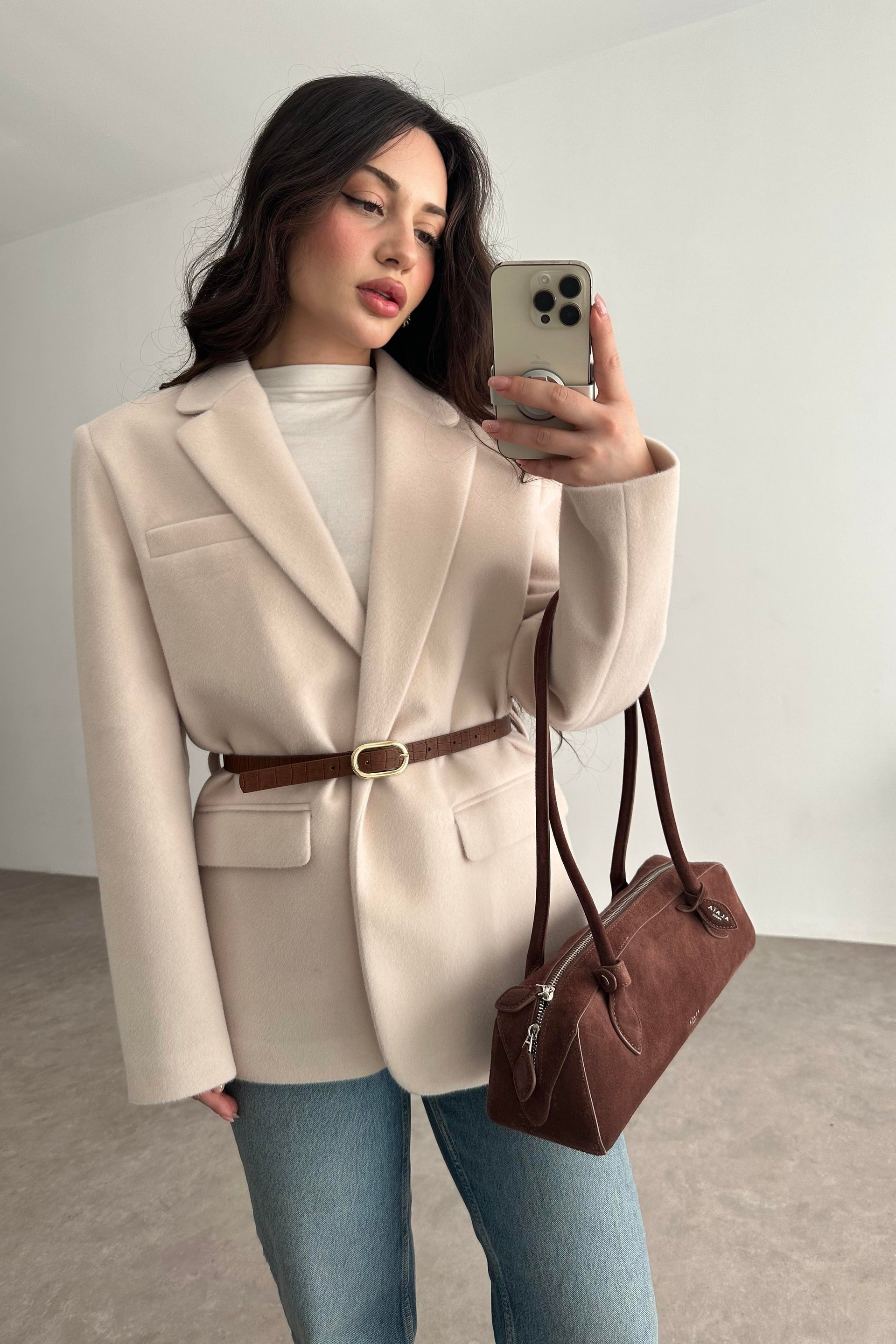 Premium Kemer Detaylı Dokulu Ekru Blazer Ceket
