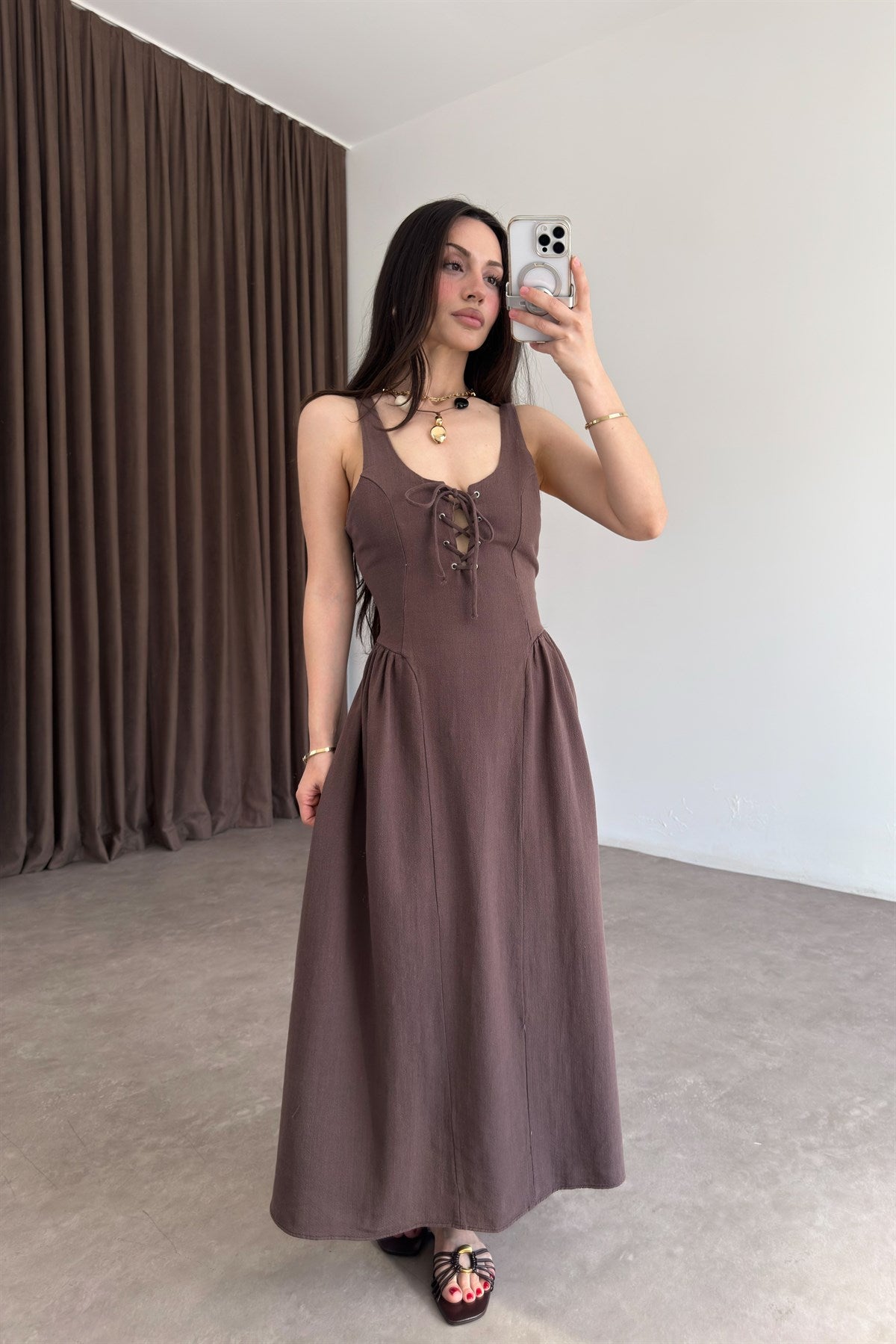 Premium Natural Kumaş Bağcıklı Kahve Elbise