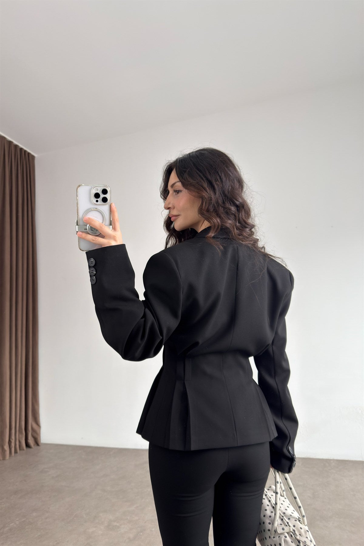 Premium Pileli Belden Oturtmalı Siyah Blazer Ceket