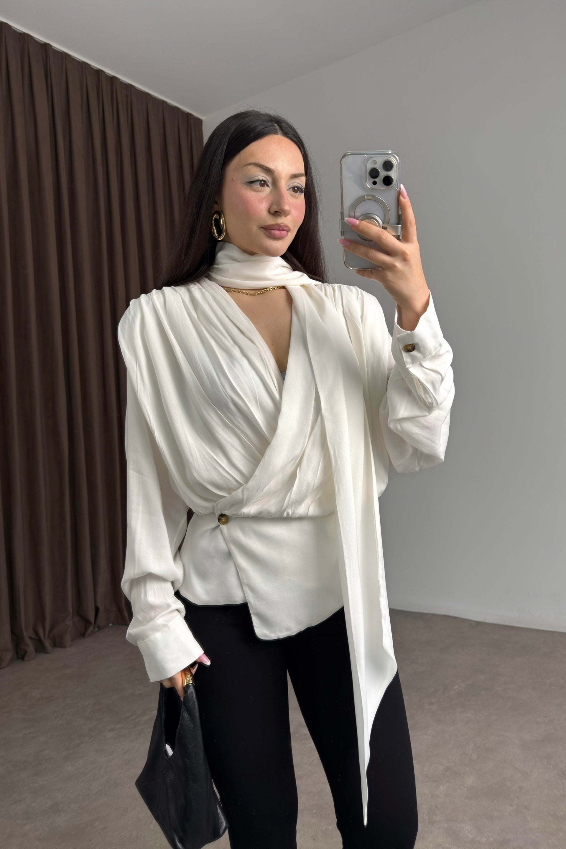 Premium Şal Detaylı Pamuklu Drapeli Beyaz Bluz