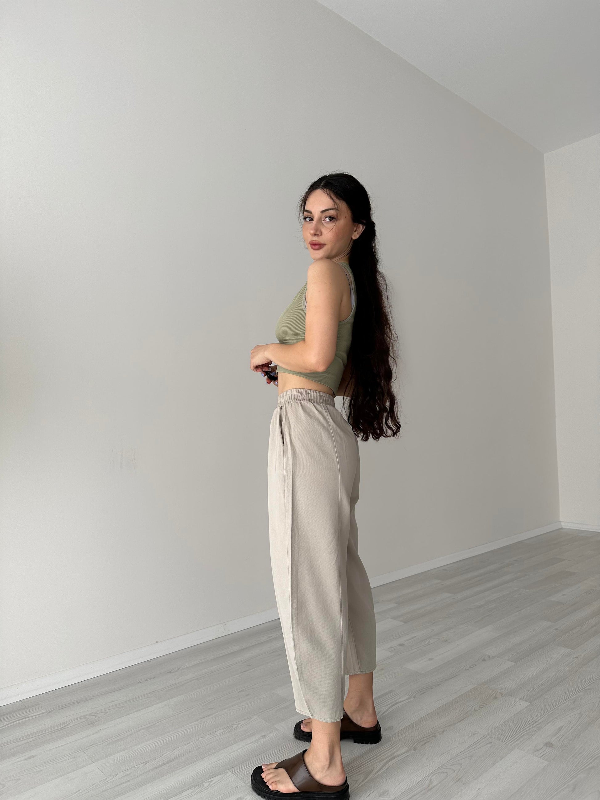 Premium Seri Pamuklu Nervürlü Pantolon