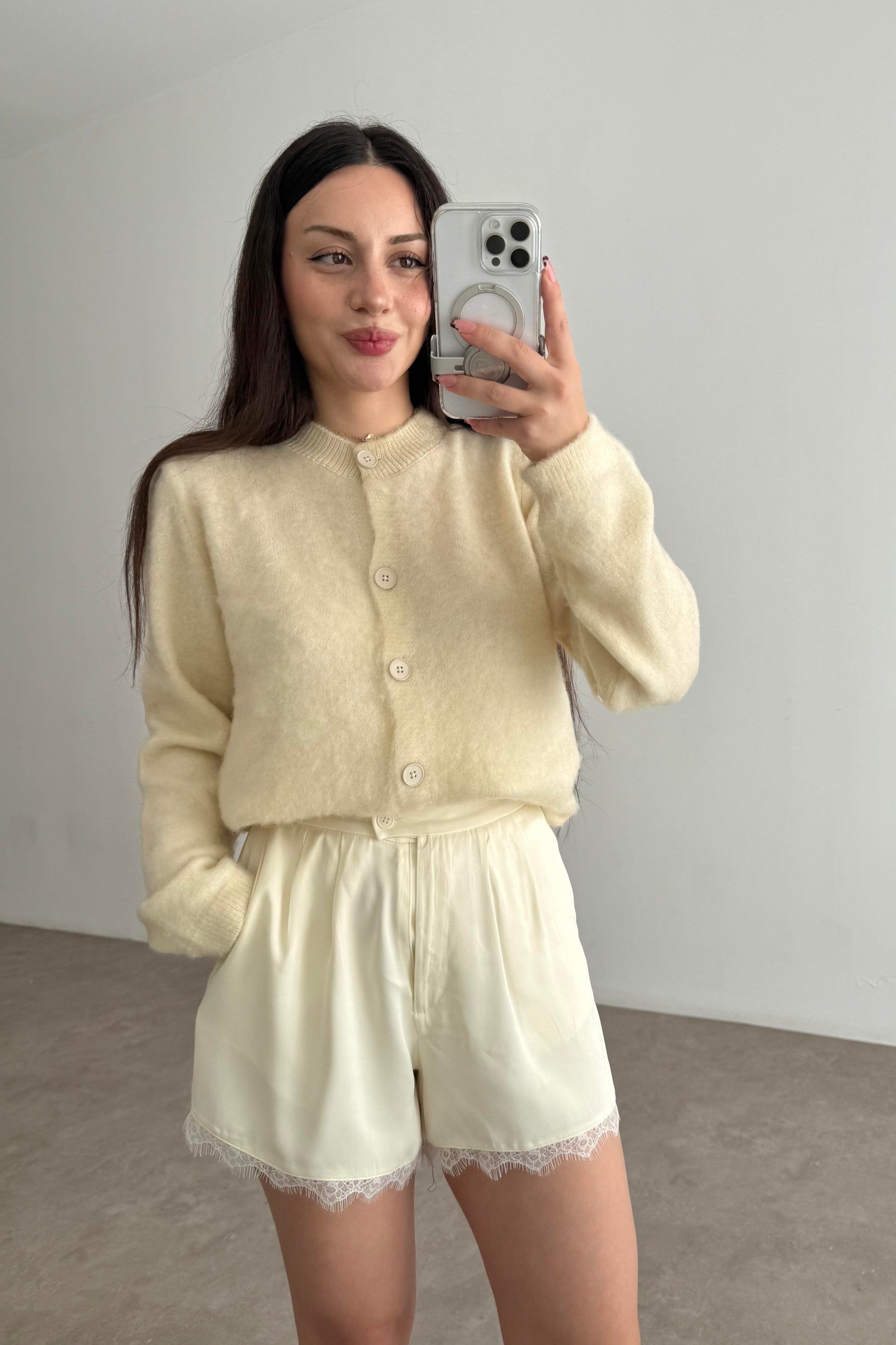 Premium Yumoş Yünlü Açık Sarı Hırka