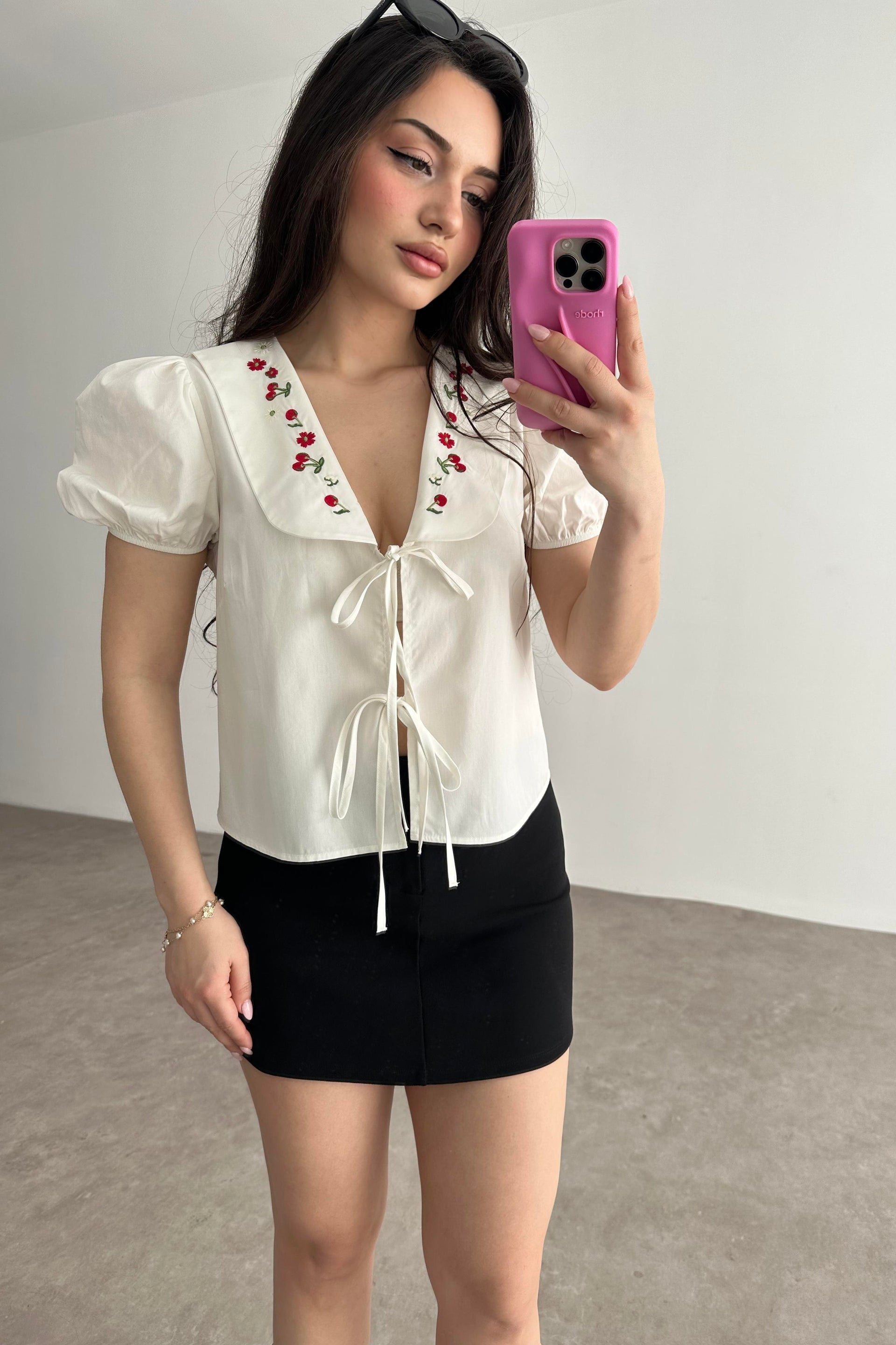 Ravi Bebe Yaka Nakışlı Premium Bluz