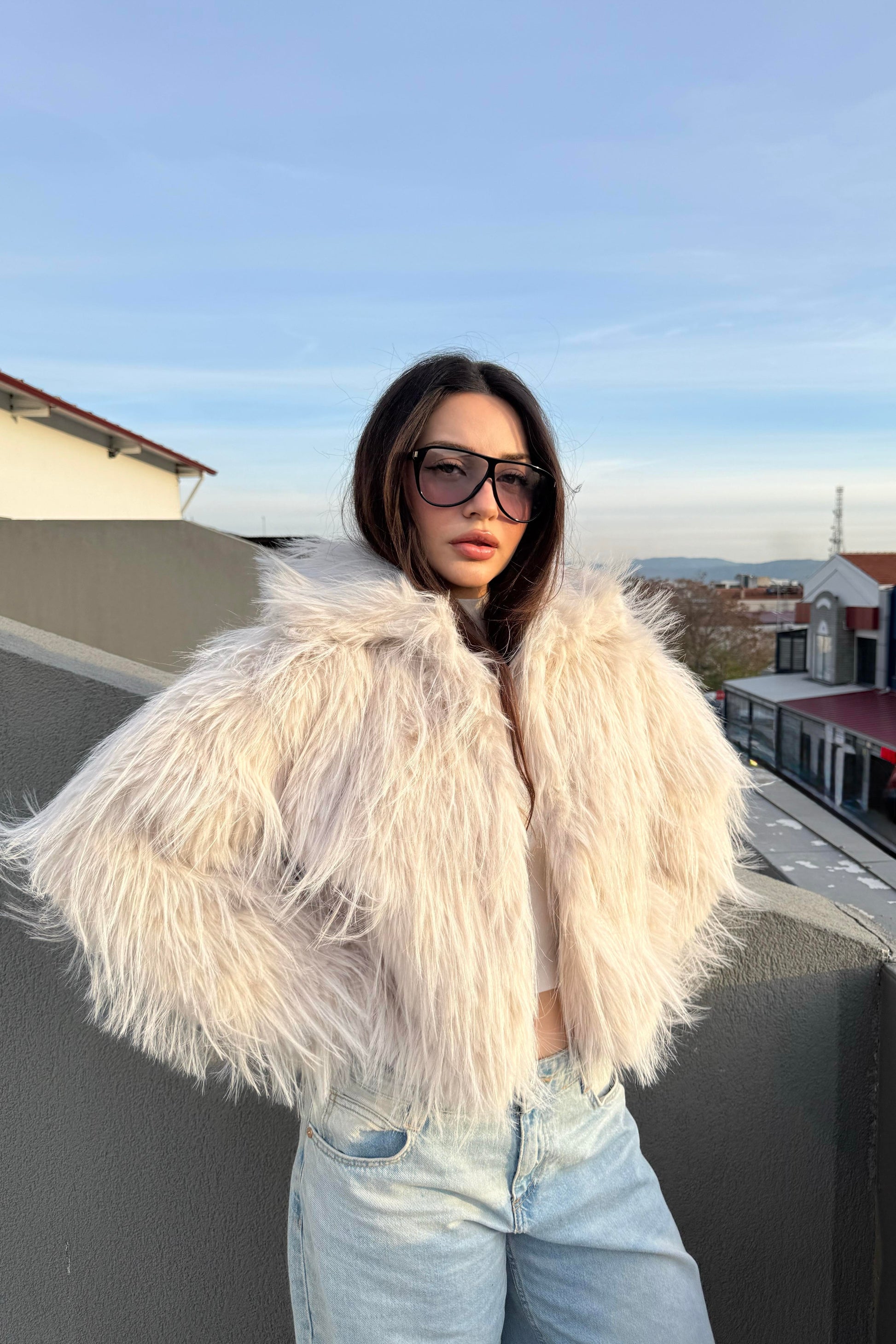 Saçaklı Yakalı Premium Ekru Kürk