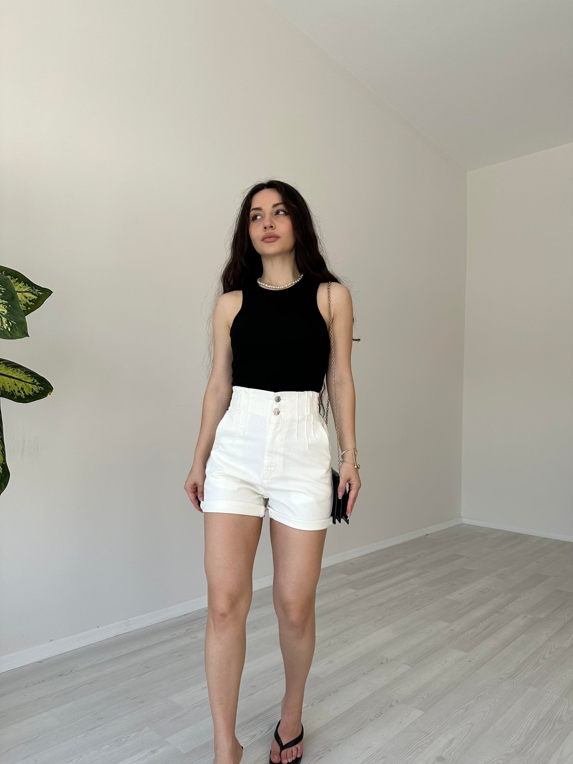 Şehir Boy Yüksek Belli Denim Şort
