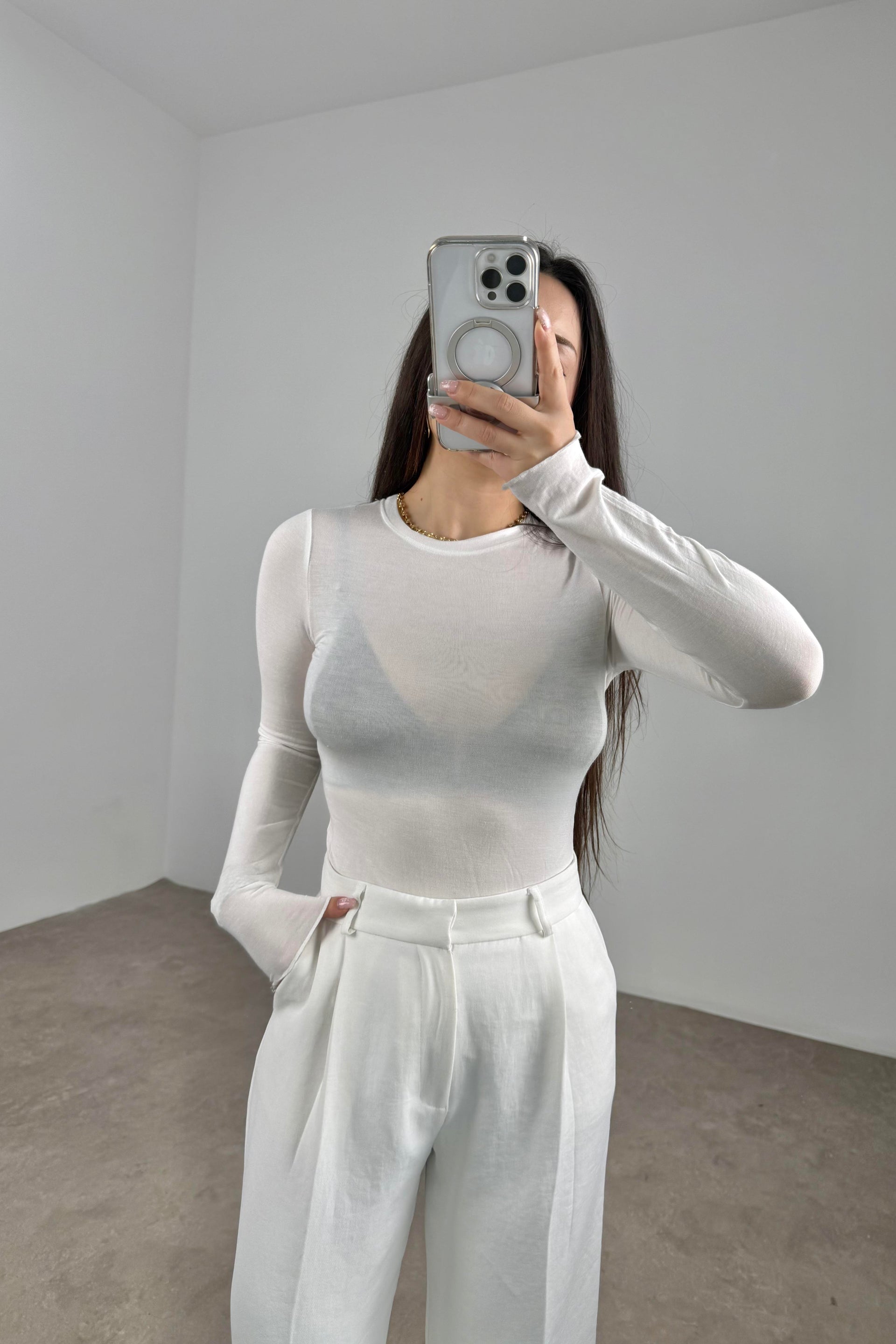 Sıfır Yaka Soft Kumaş Yarı Transparan Beyaz  Body