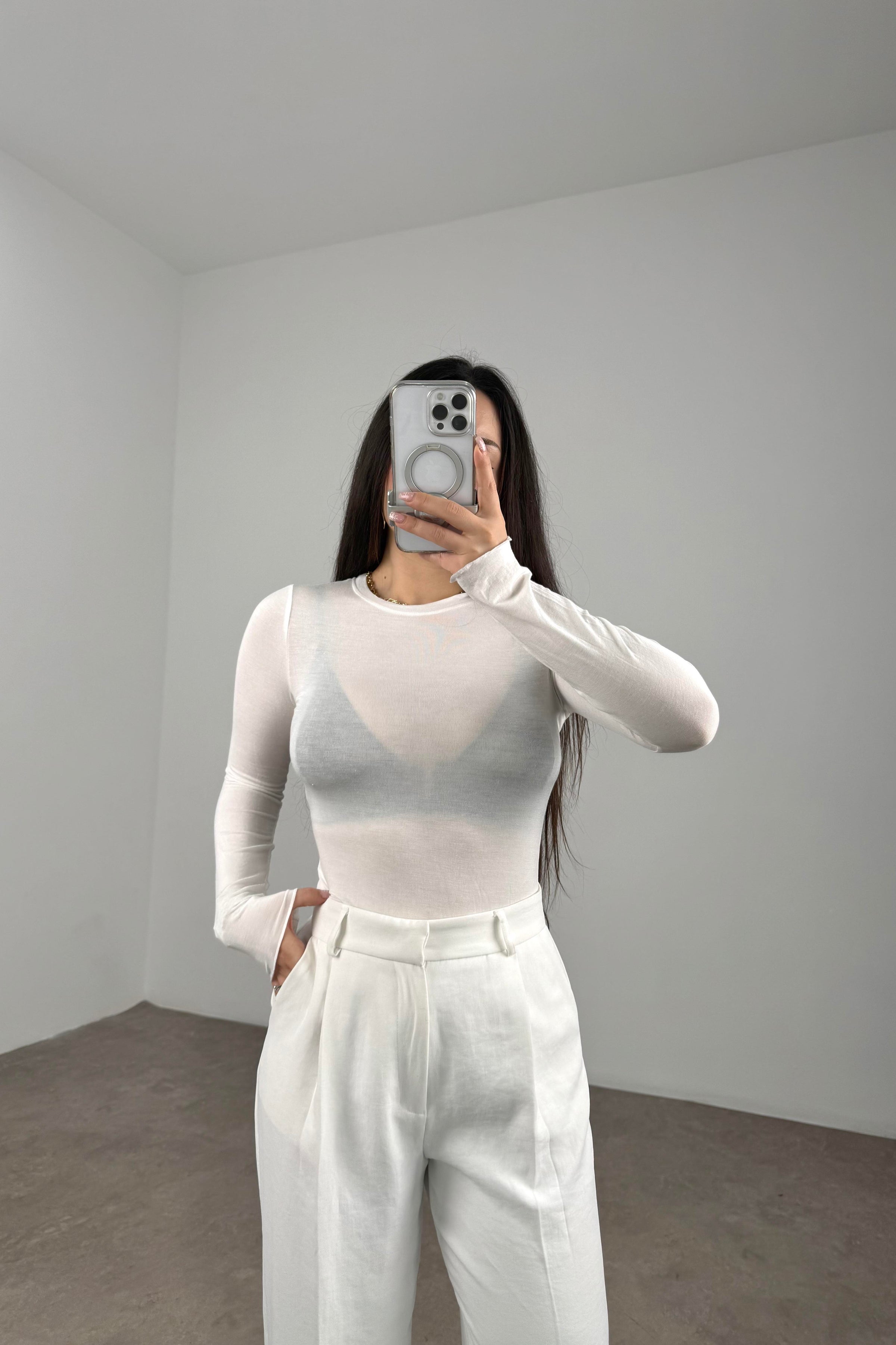 Sıfır Yaka Soft Kumaş Yarı Transparan Beyaz  Body