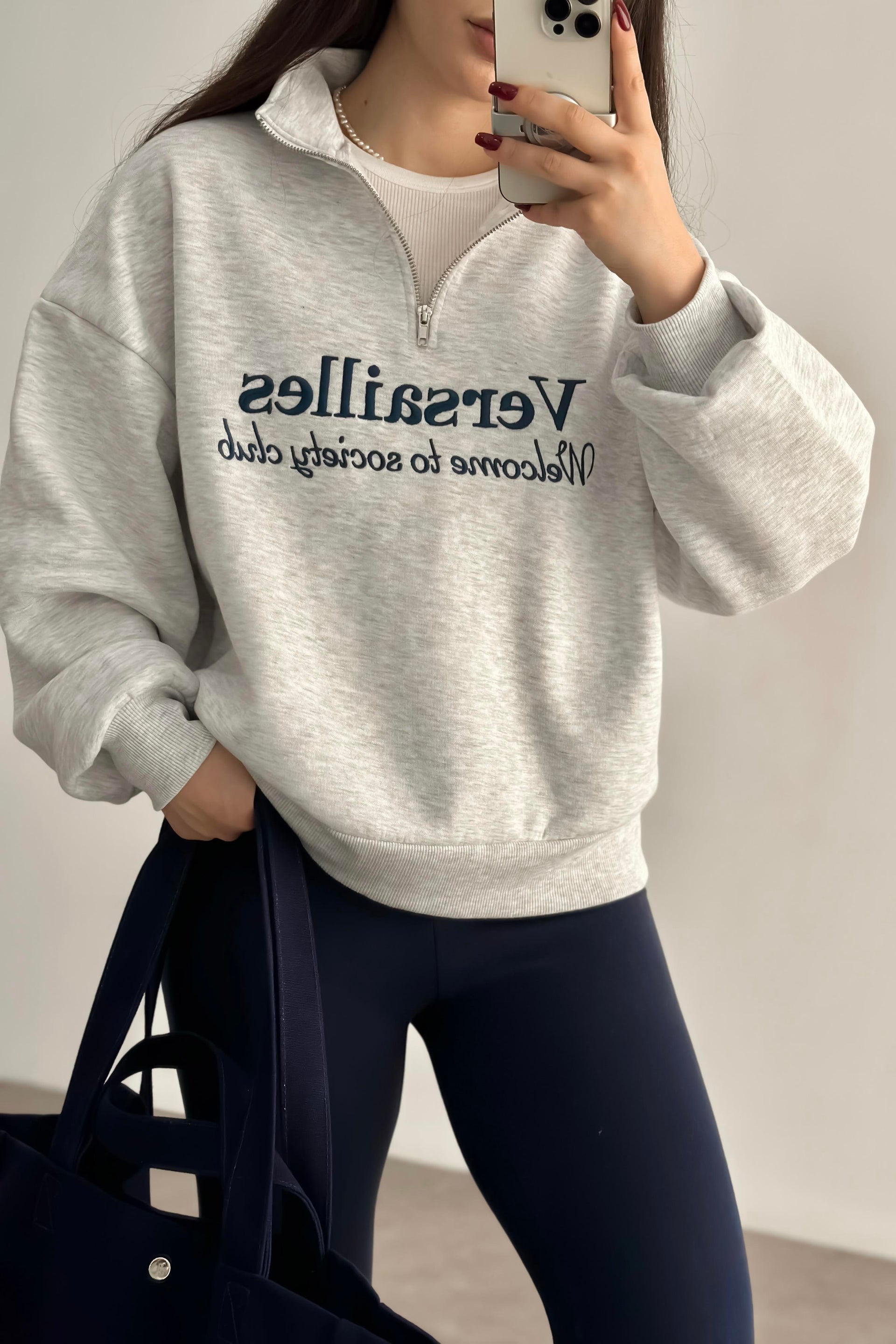 Versailles İşlemeli Fermuarlı Gri Sweatshirt