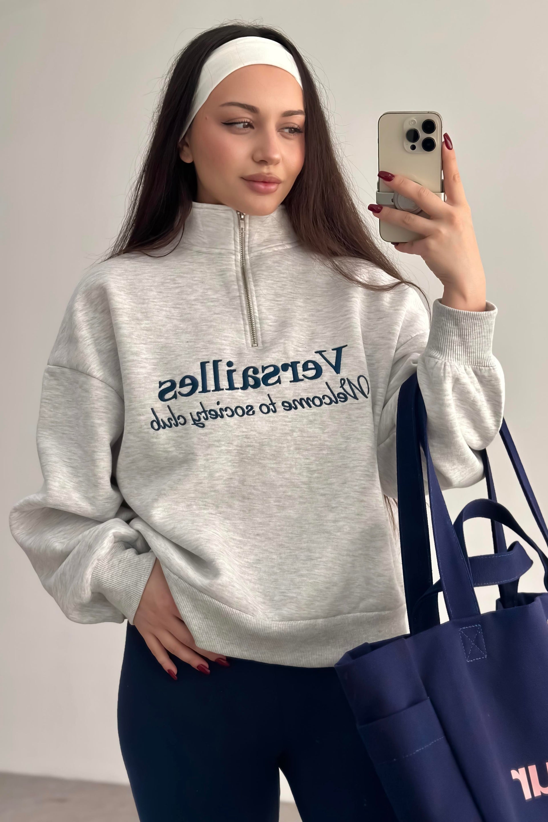 Versailles İşlemeli Fermuarlı Gri Sweatshirt