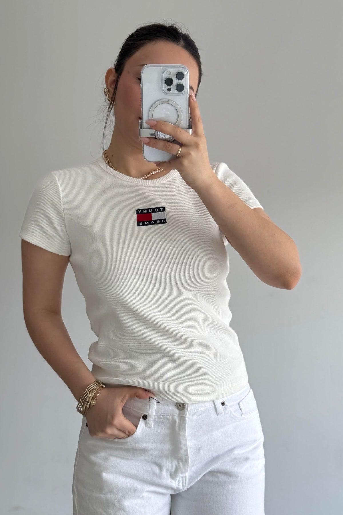TH Kare Logolu Beyaz T-shirt