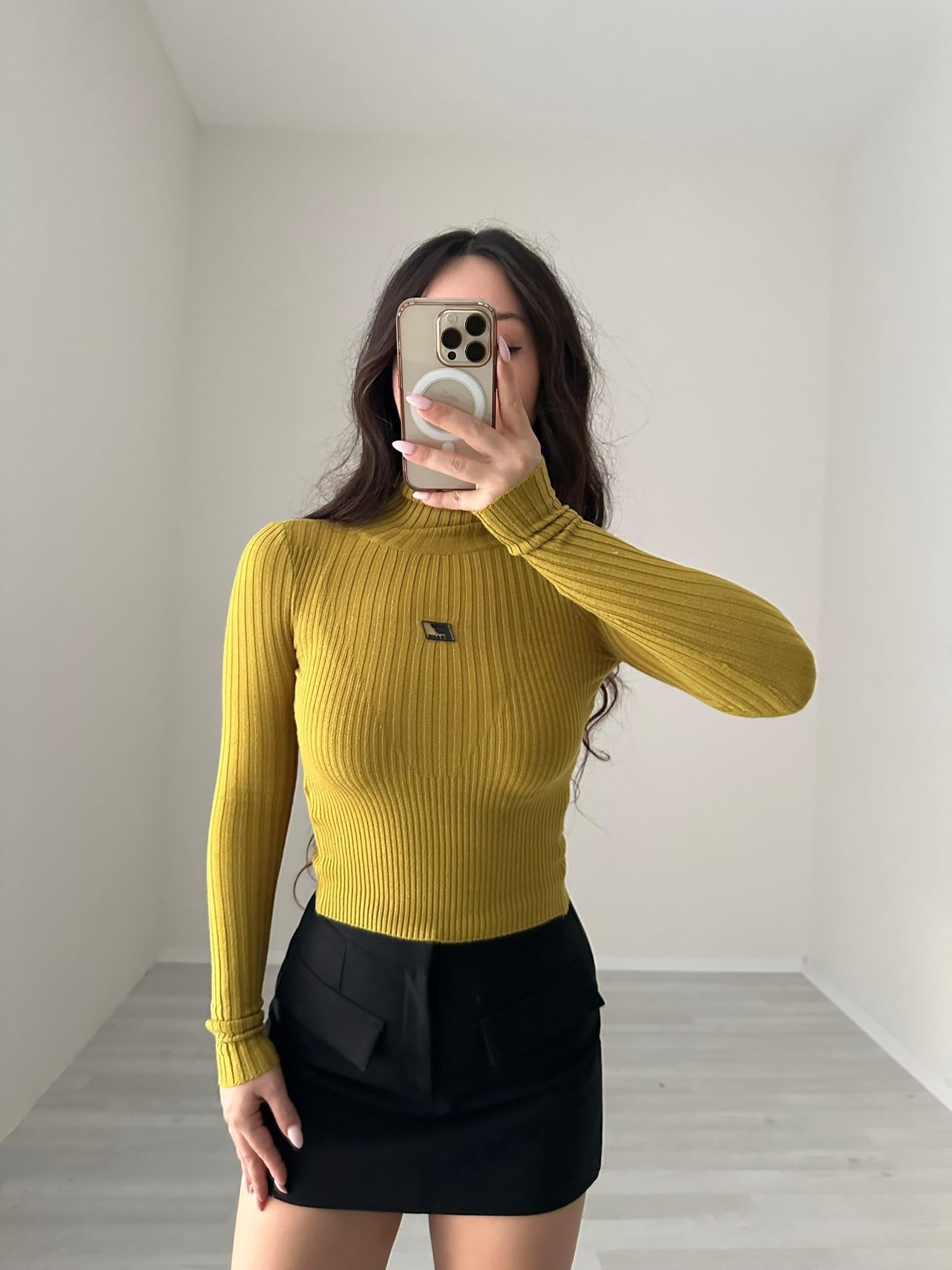 Urban Outfitters Yağ Yeşili Dik Yaka Bluz