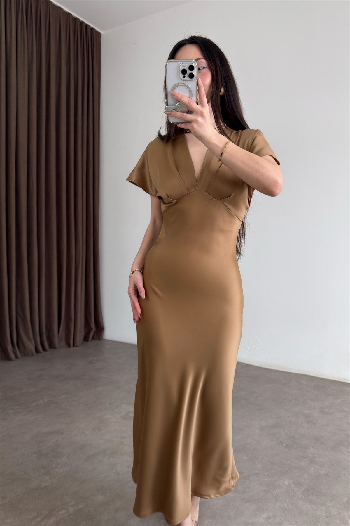 V Yaka Drapeli Bronz Saten Midi Elbise