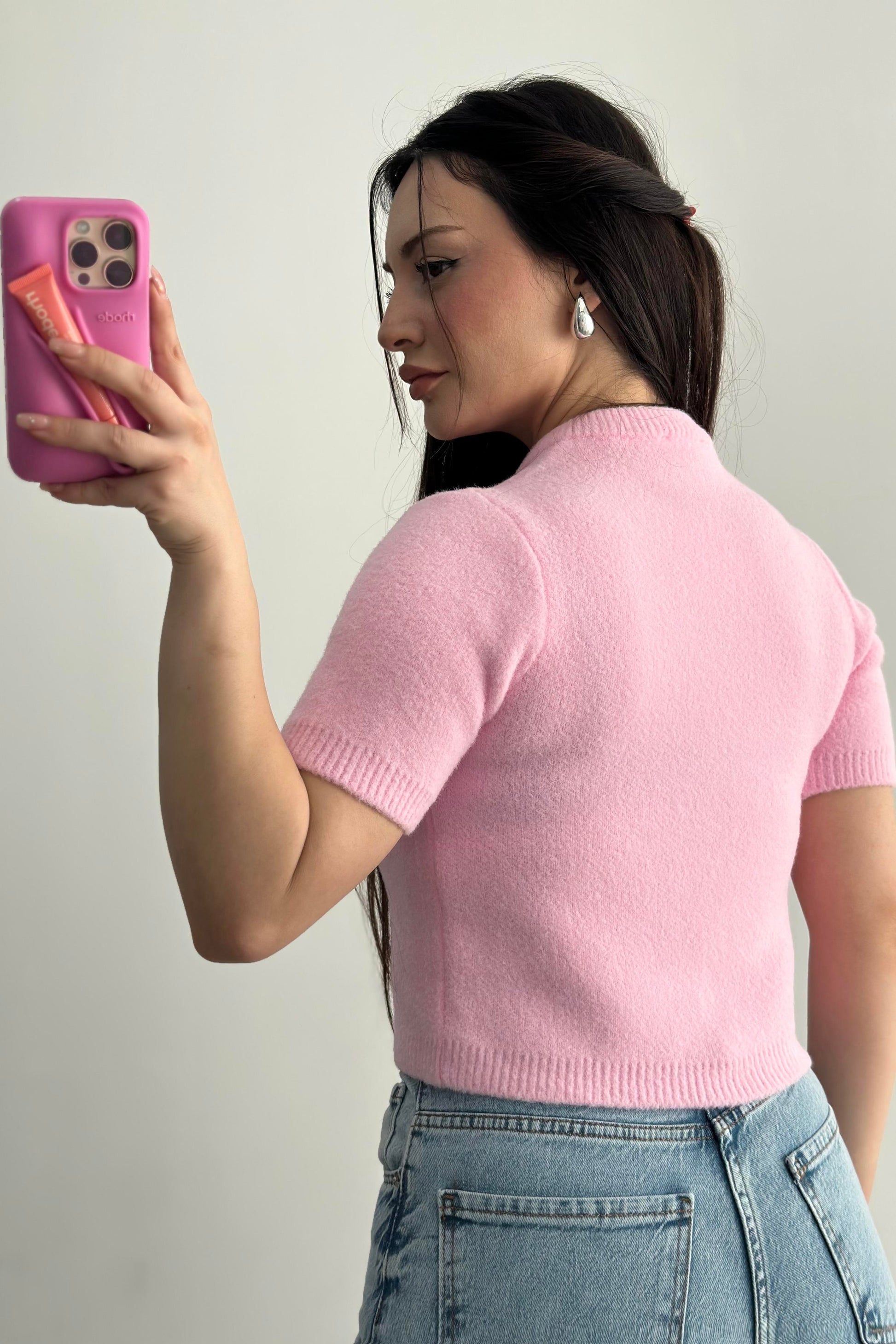 Yumoş Kurdele Düğmeli Pembe Hırka