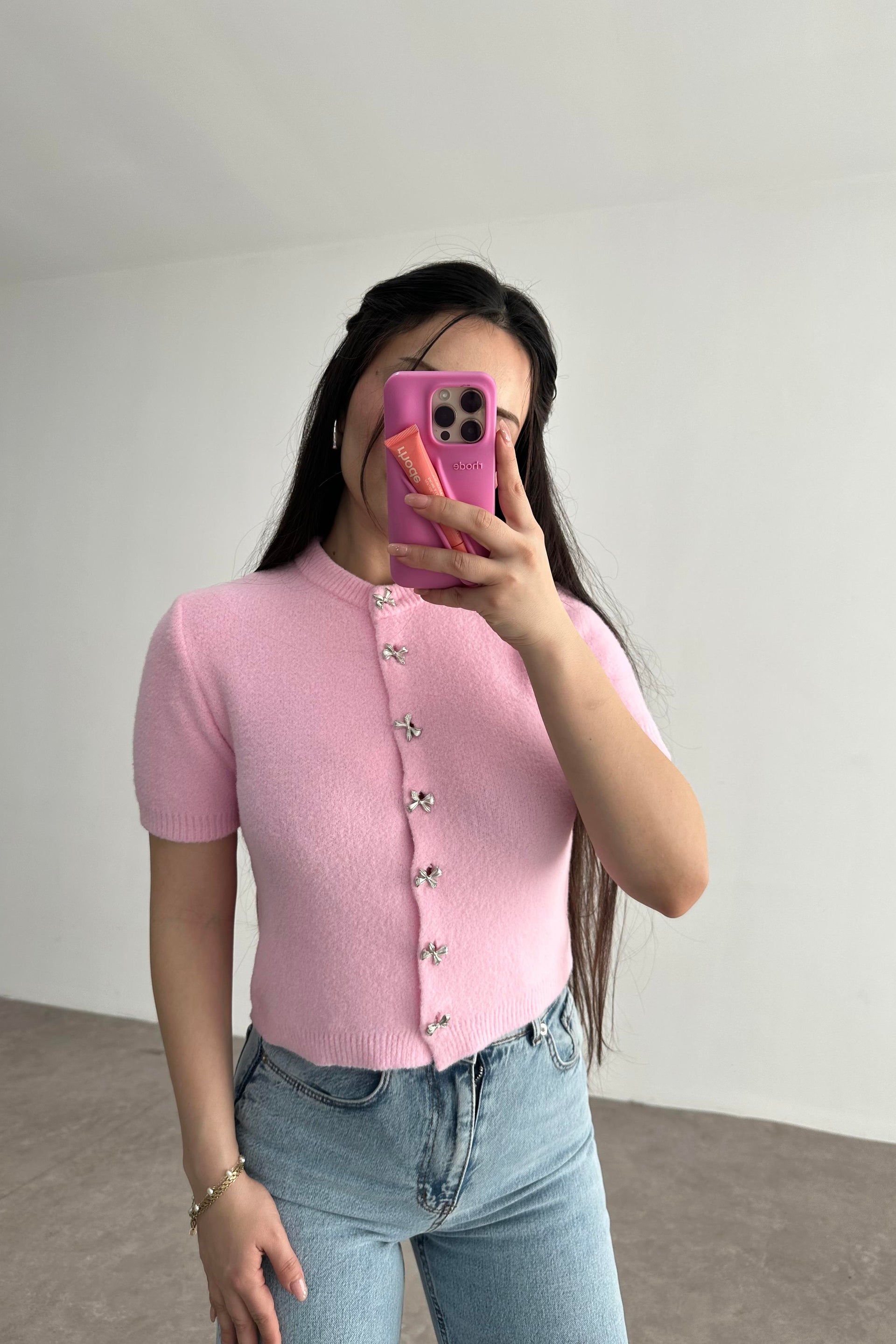 Yumoş Kurdele Düğmeli Pembe Hırka