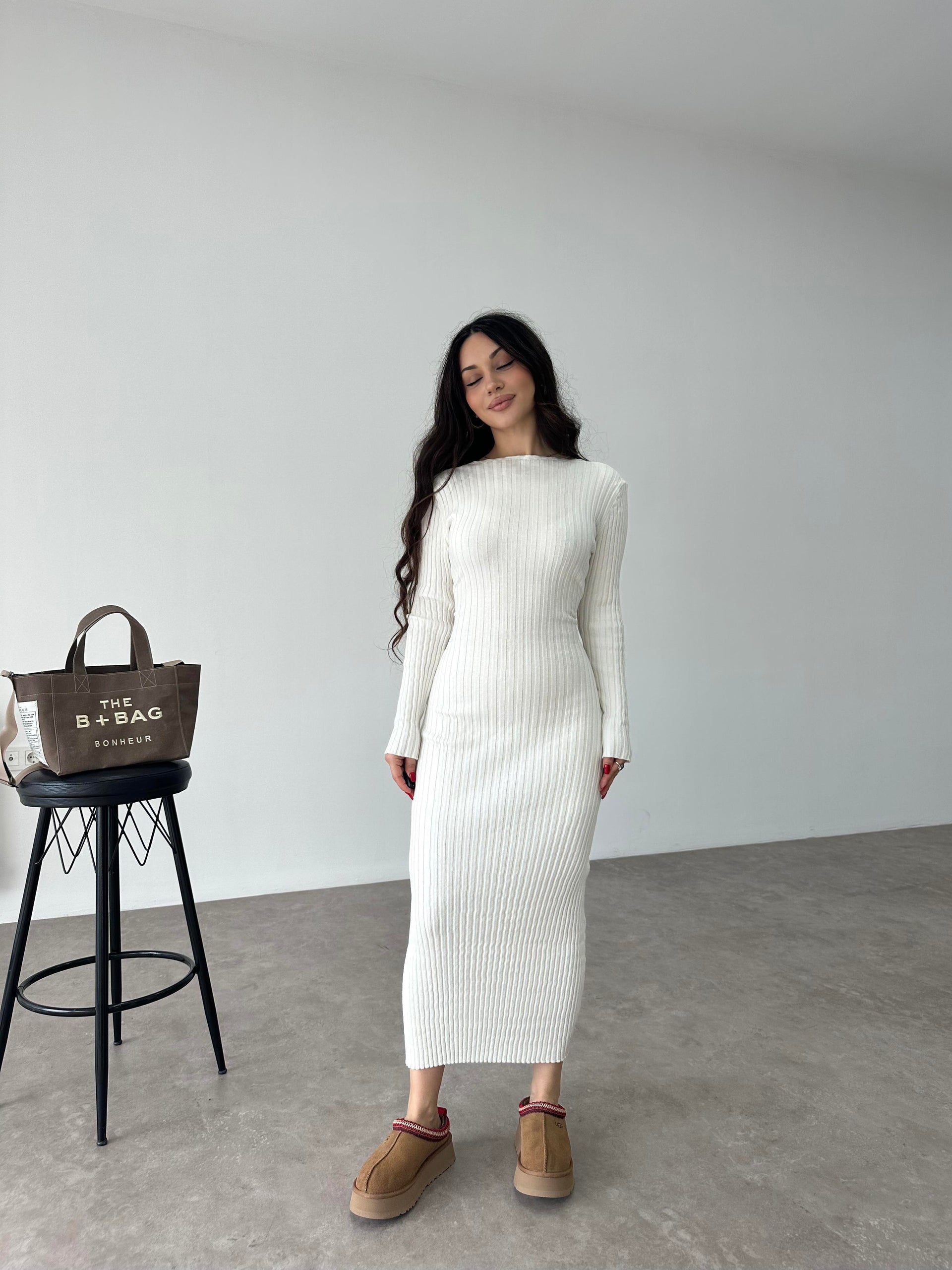 ZR Model Bağlama Detaylı Triko Beyaz Elbise