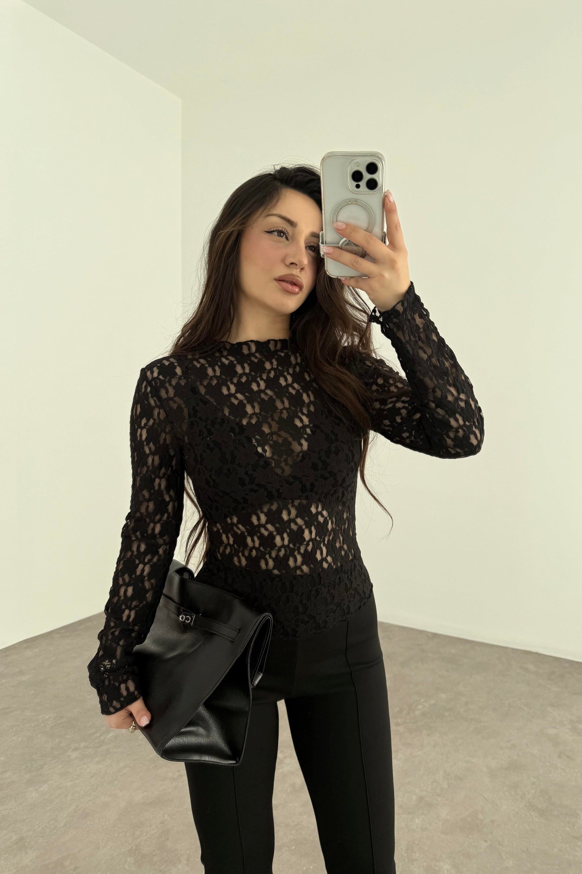 Zr Orijinal Çiçek Güpürlü Siyah Transparan Body