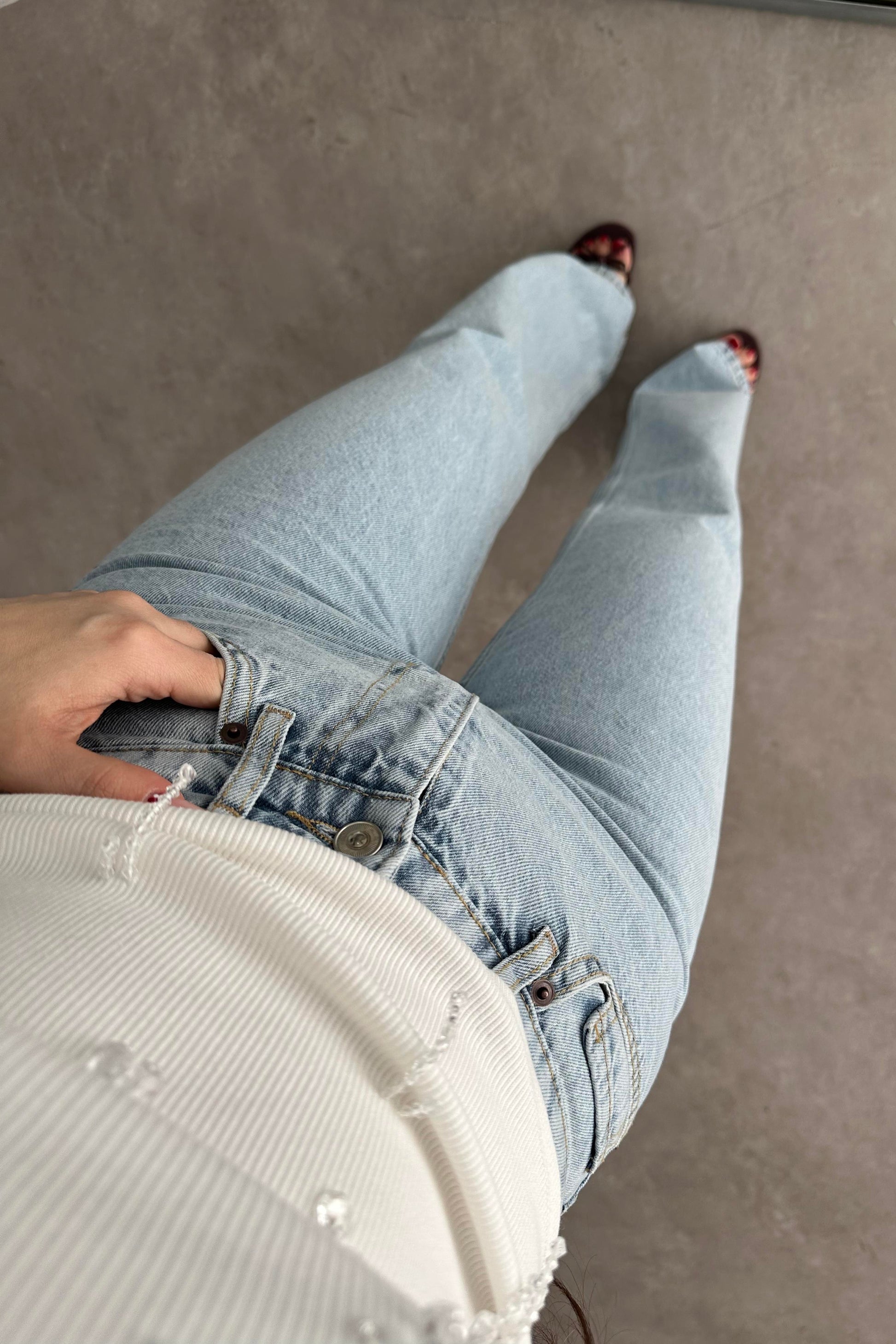 Zr Straightfit Dikişli Paça Ice Blue Jean