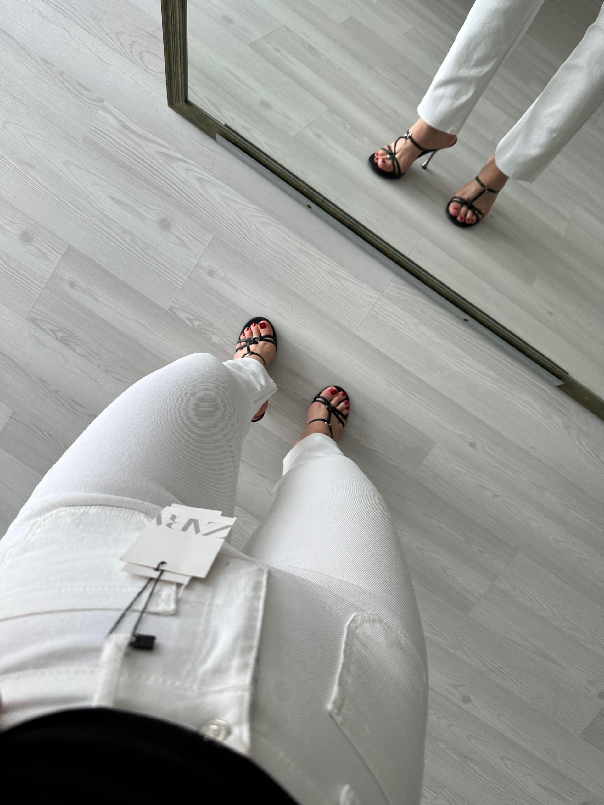 ZRA Bilek Flare Cep Detaylı Jean (Beyaz)