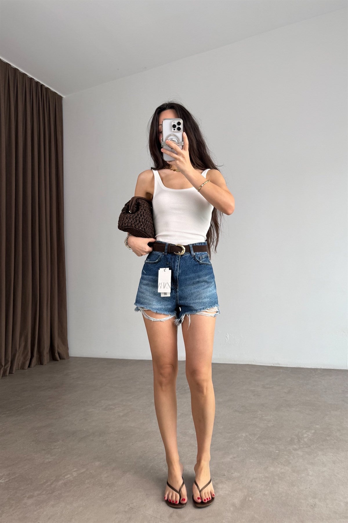 Zra Eskitme Detaylı Mid Blue Kısa Denim Şort