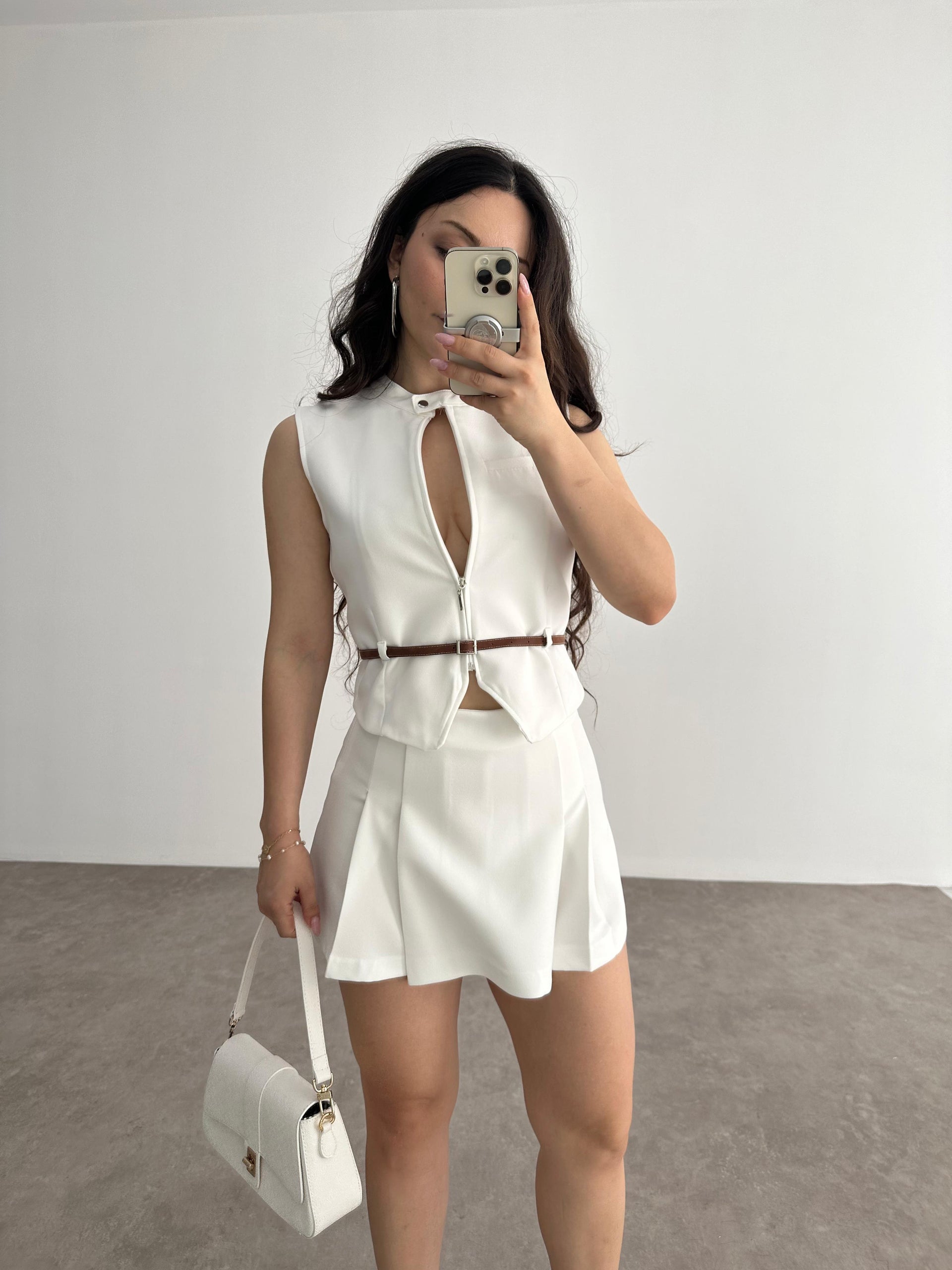 Zra model Beyaz Yelekli Takım