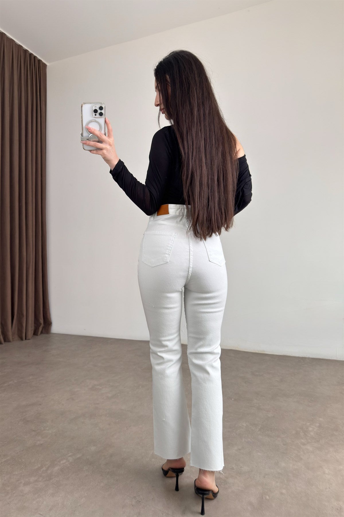 ZRA Orijinal Bilek Flare Beyaz Jean
