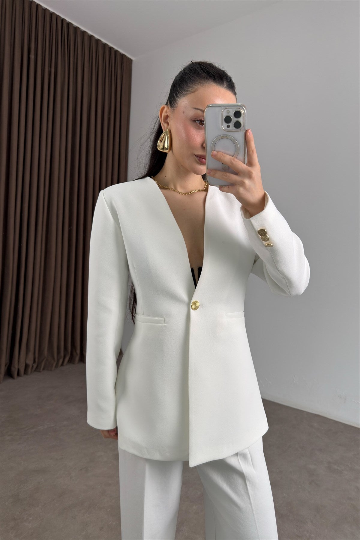 Zra Orj. Gold Düğmeli Beyaz Blazer Ceket
