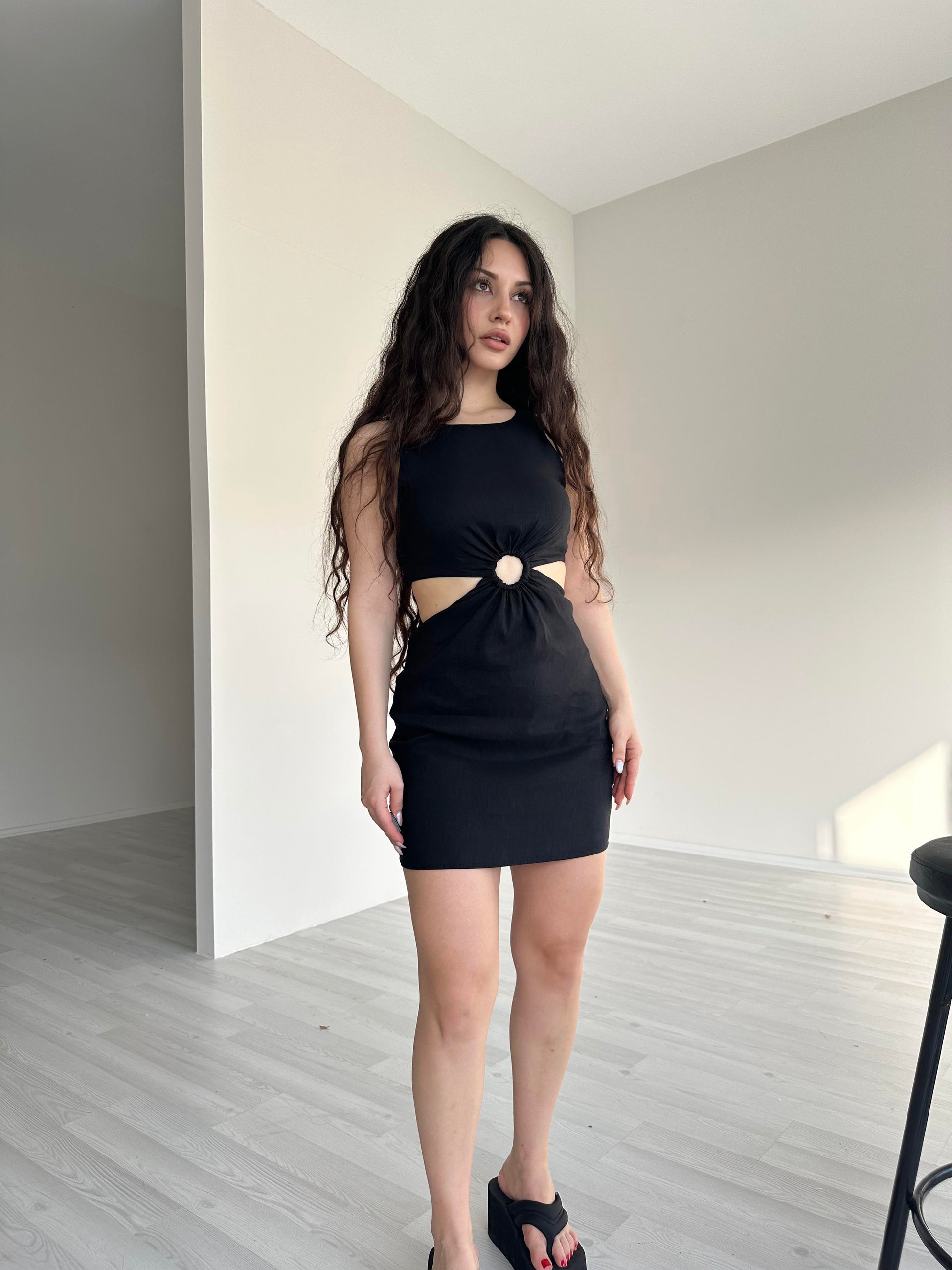 Orj. Halka Detaylı Siyah Elbise