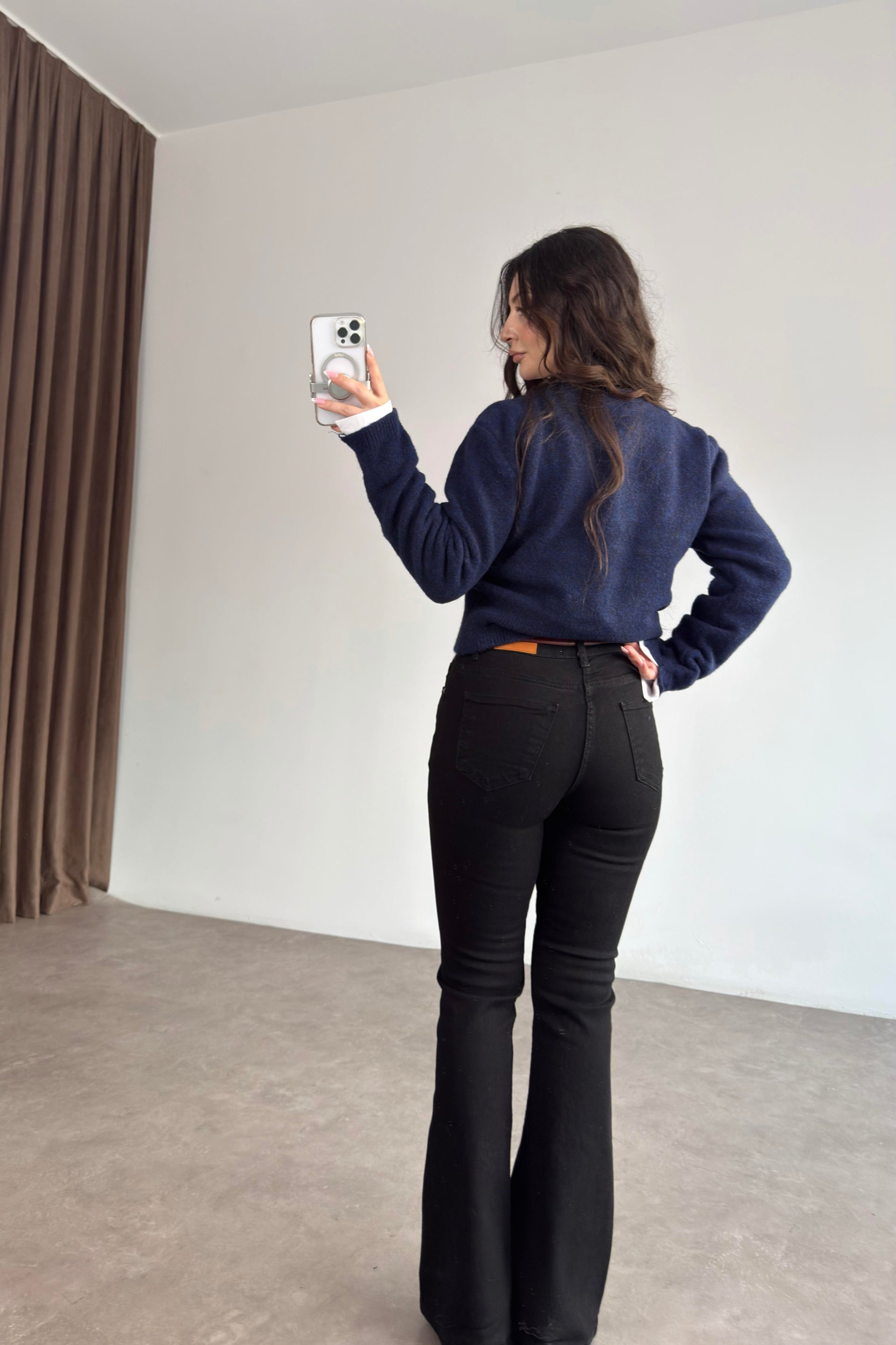 ZRA Toparlayıcı Flare Siyah Jean