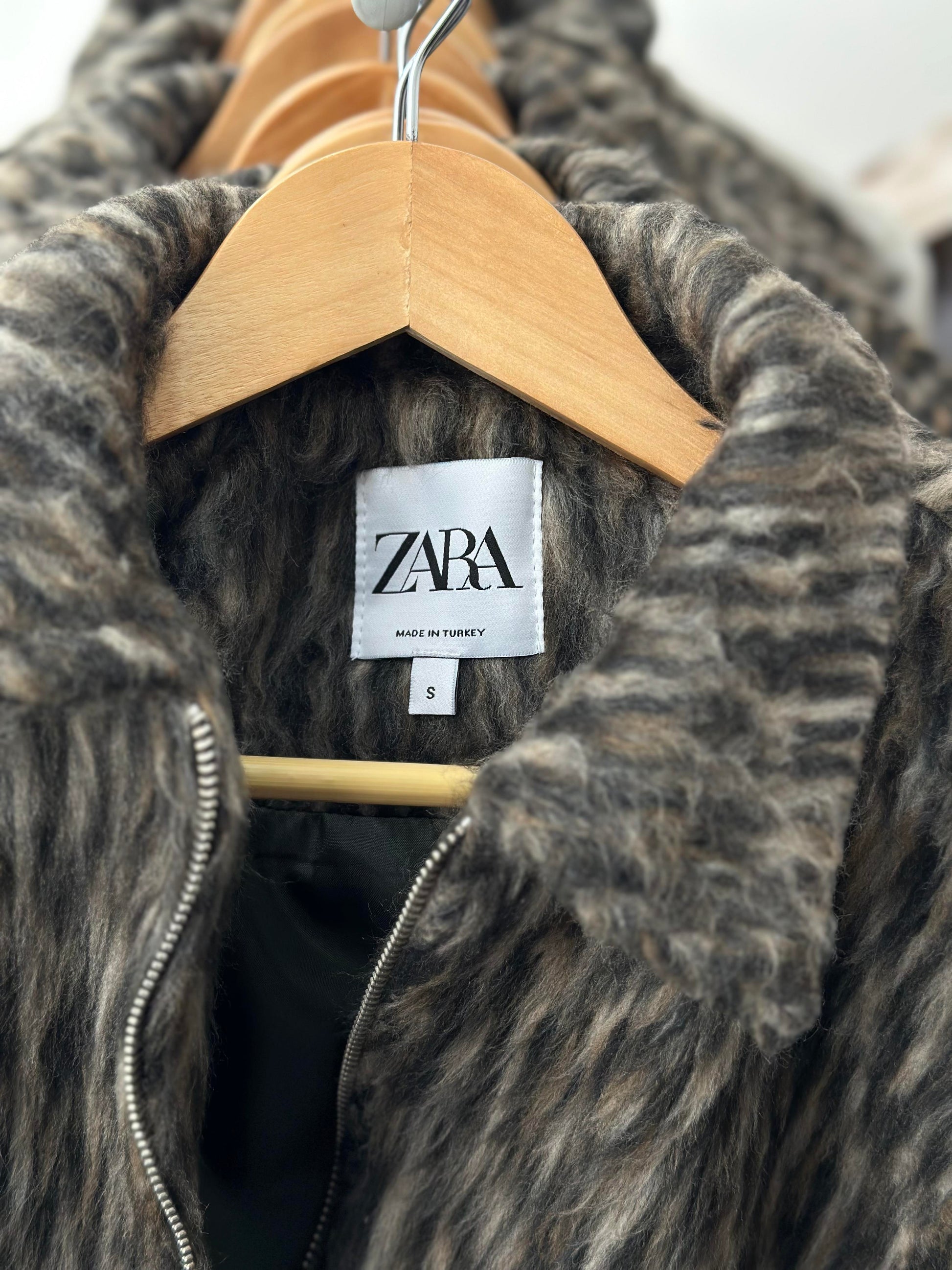 ZRA Tüylü Leopar Kalın Ceket